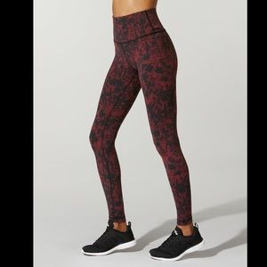 Lululemon x Barry’s Wunder Under High Rise Legging